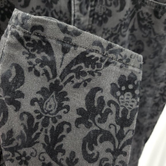 Chaps Mid Rise Jacquard Velvet Slim Leg Pants 8 Black/Gray - Picture 13 of 16